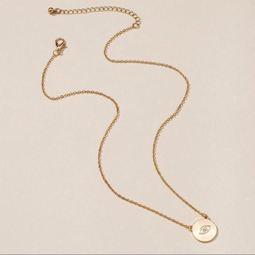 3/$30 💛 Evil Eye Charm Necklace - Picture 2 of 3